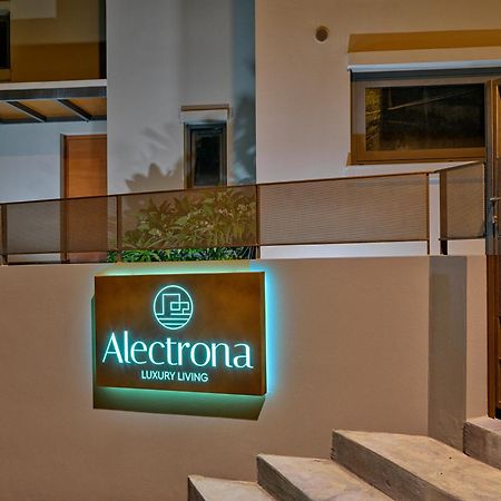 Alectrona Living Crete, Rocsea Luxury Apartment Платаньяс Экстерьер фото