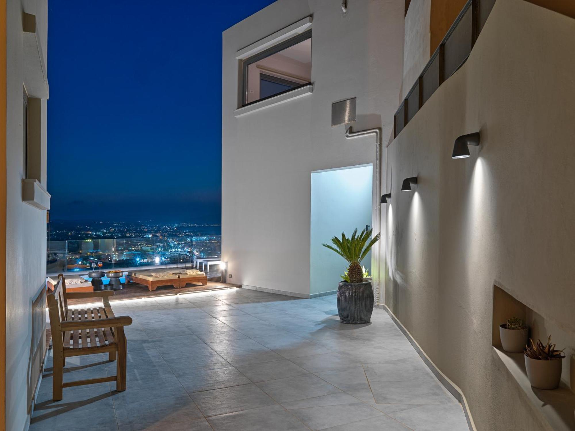 Alectrona Living Crete, Rocsea Luxury Apartment Платаньяс Экстерьер фото