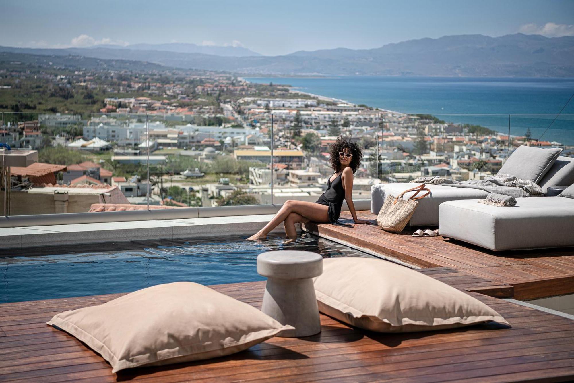 Alectrona Living Crete, Rocsea Luxury Apartment Платаньяс Экстерьер фото
